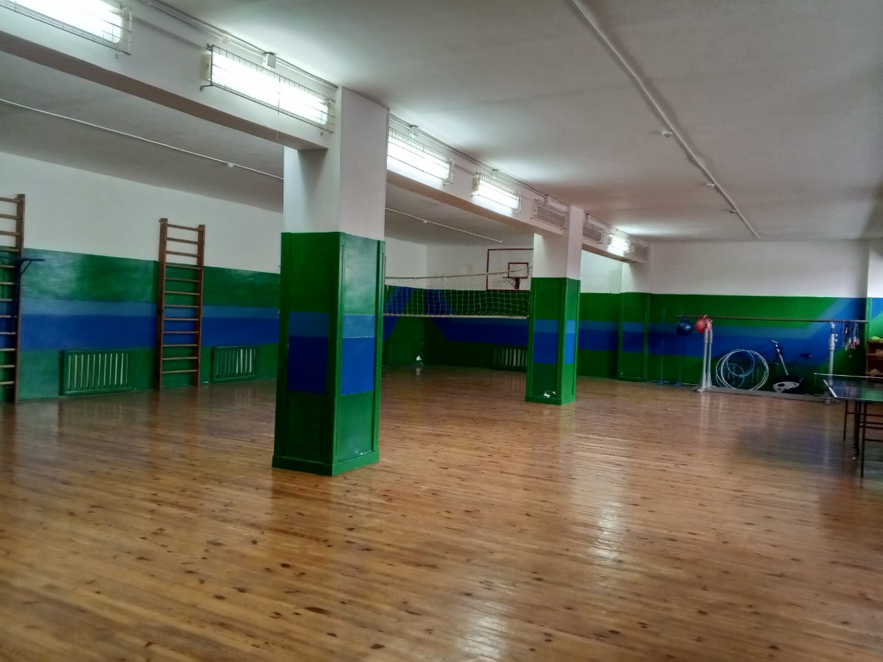 спортзал.